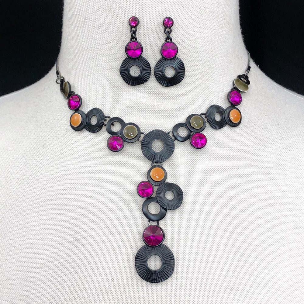 Black Metal Pink Gem Y-Drop Necklace Earrings Set